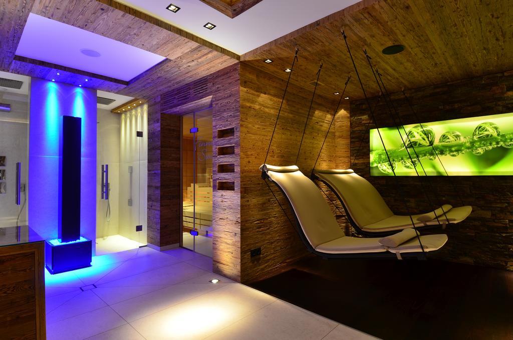 Alpinlounge Raetia Appartements Ischgl Phòng bức ảnh
