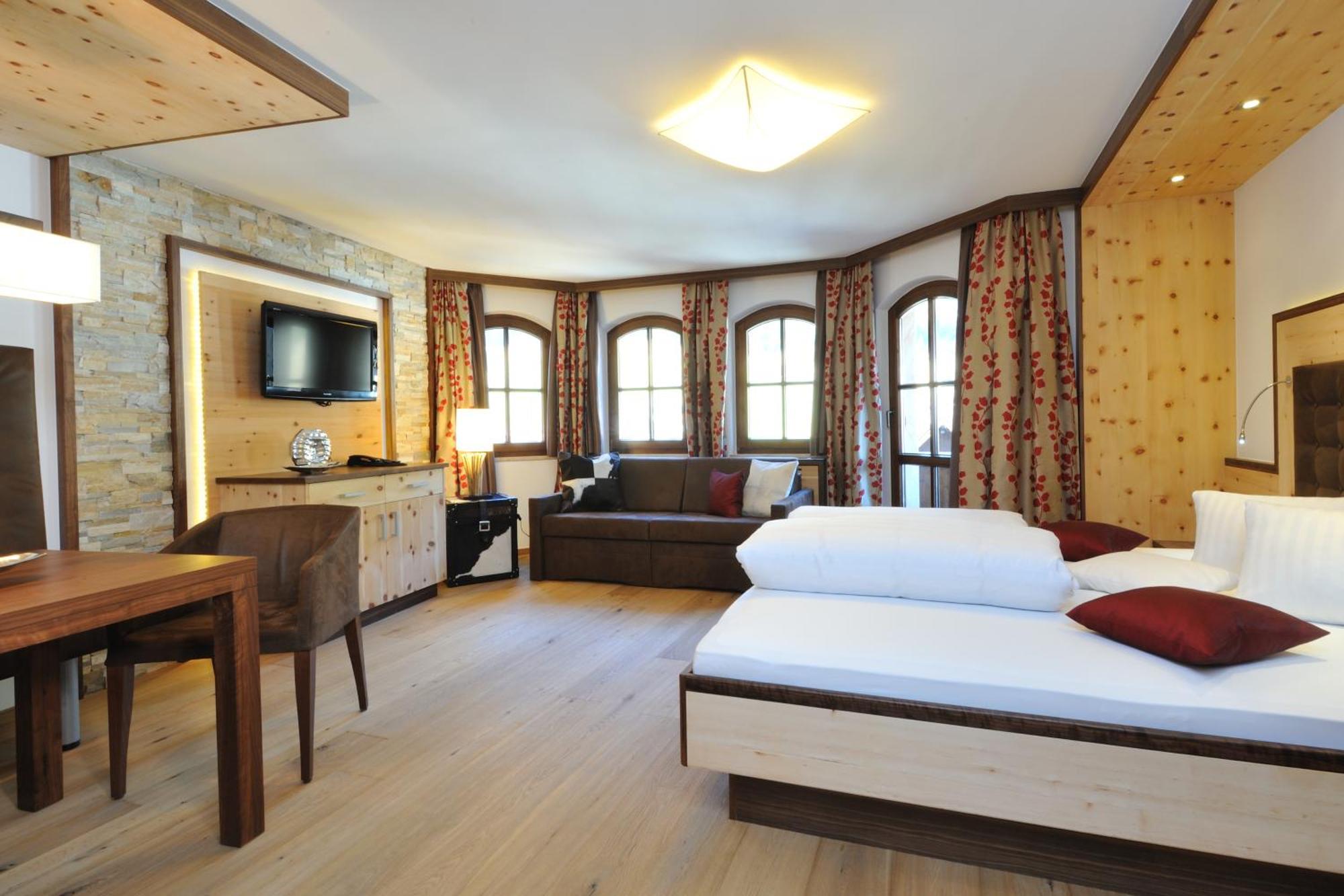 Alpinlounge Raetia Appartements Ischgl Phòng bức ảnh