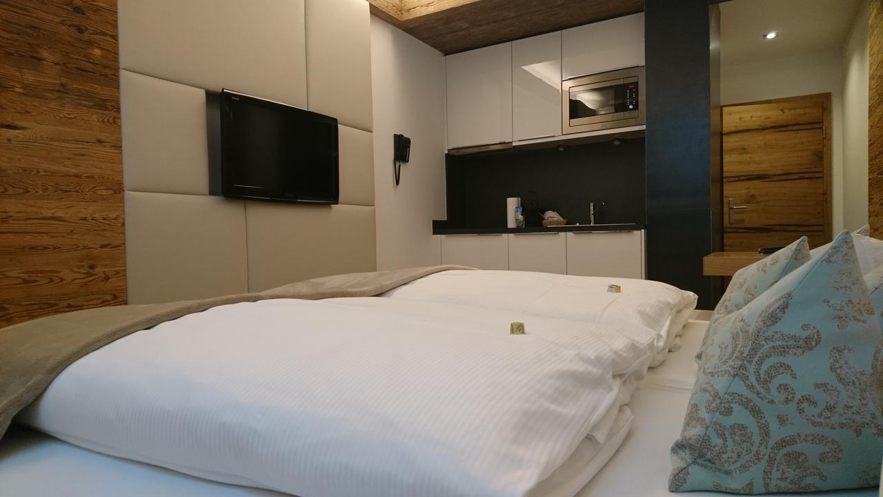 Alpinlounge Raetia Appartements Ischgl Ngoại thất bức ảnh