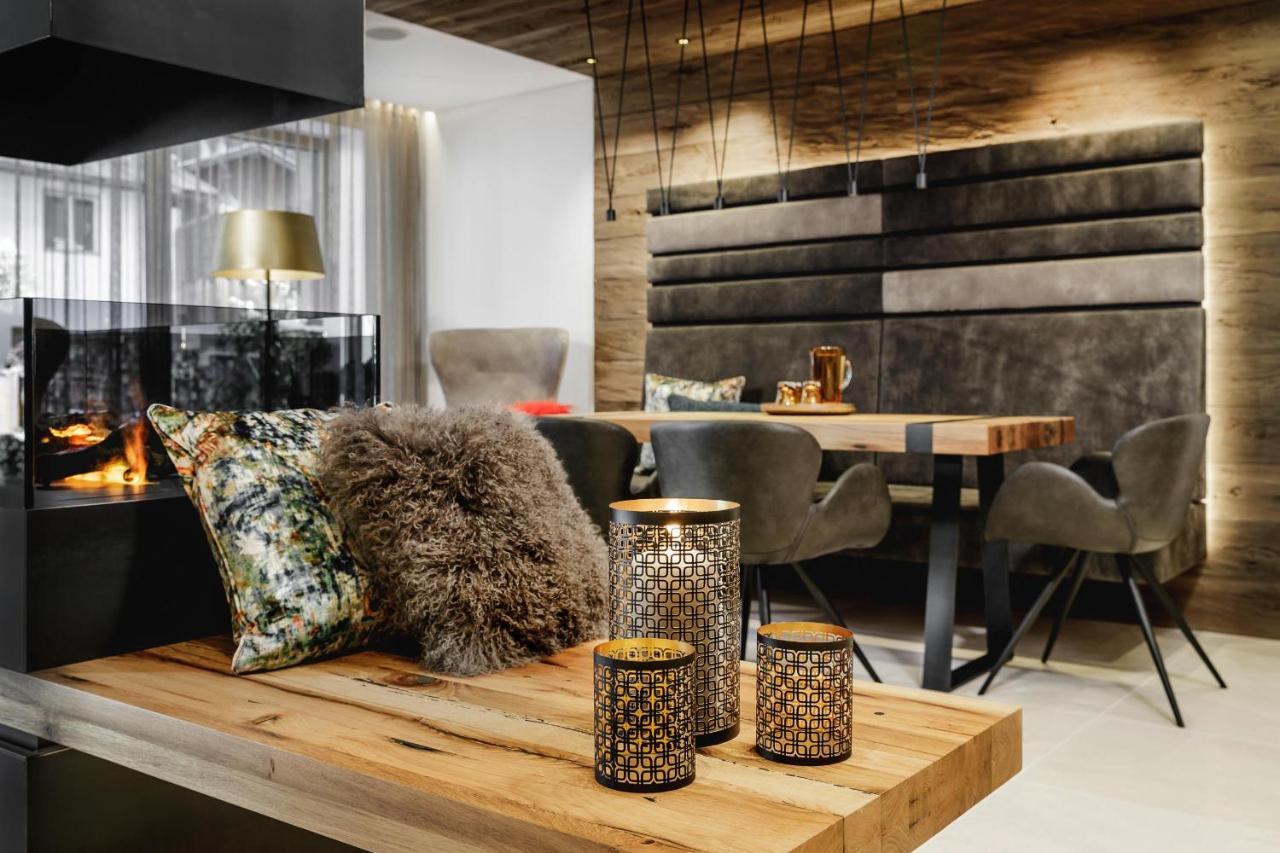 Alpinlounge Raetia Appartements Ischgl Ngoại thất bức ảnh