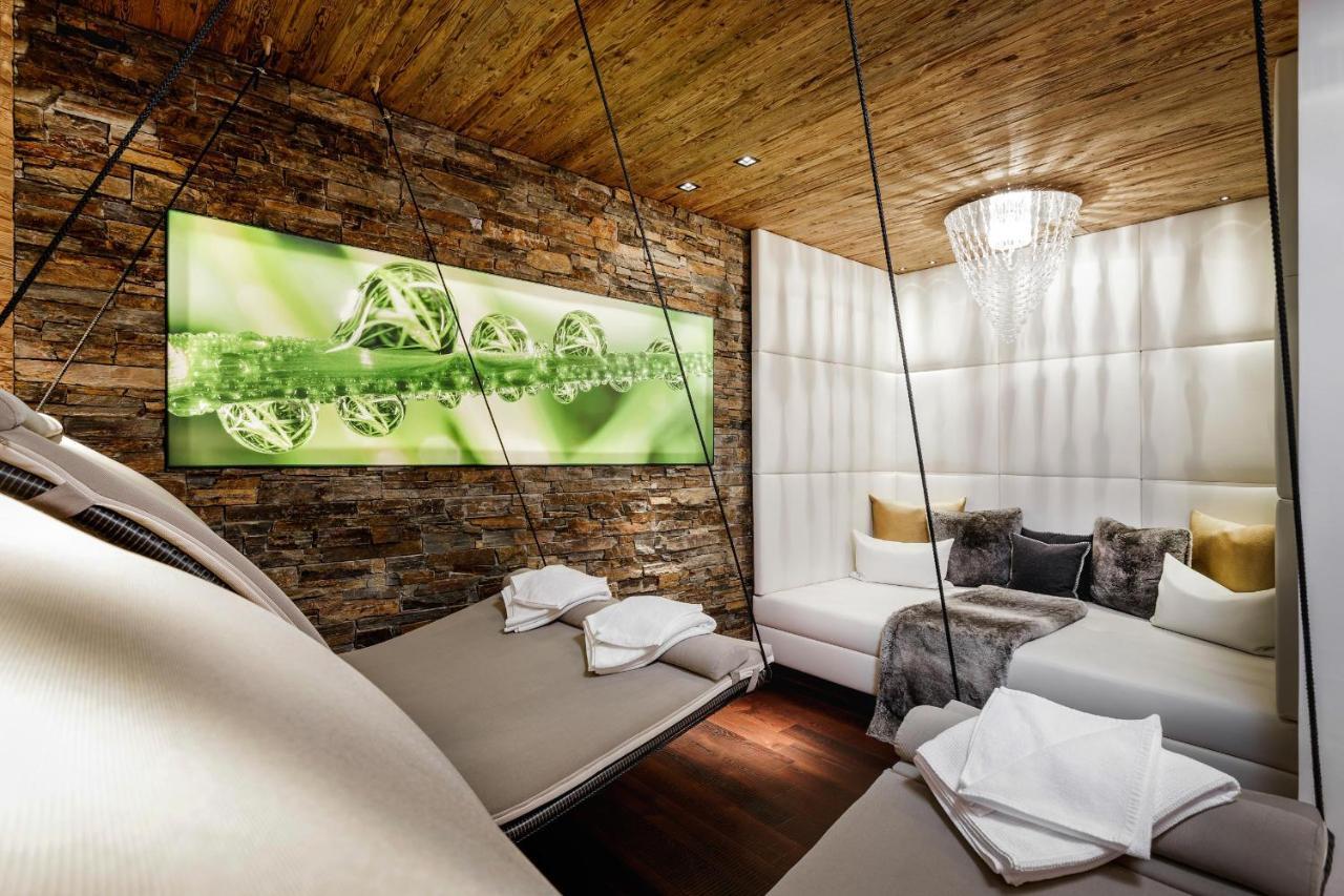 Alpinlounge Raetia Appartements Ischgl Ngoại thất bức ảnh