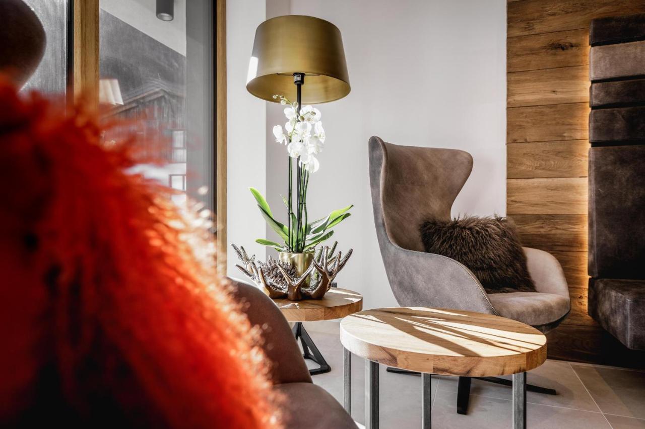 Alpinlounge Raetia Appartements Ischgl Ngoại thất bức ảnh