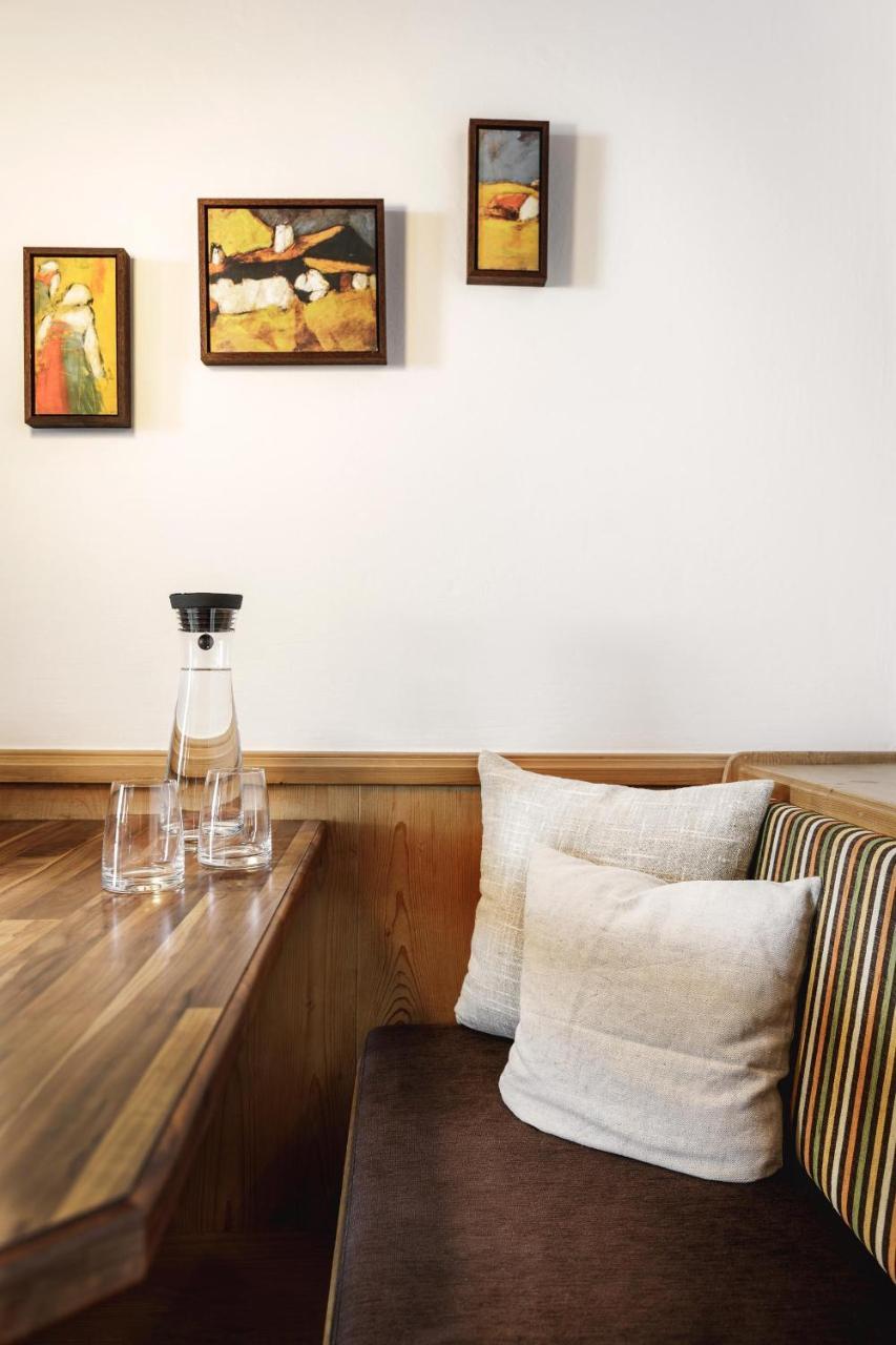 Alpinlounge Raetia Appartements Ischgl Ngoại thất bức ảnh
