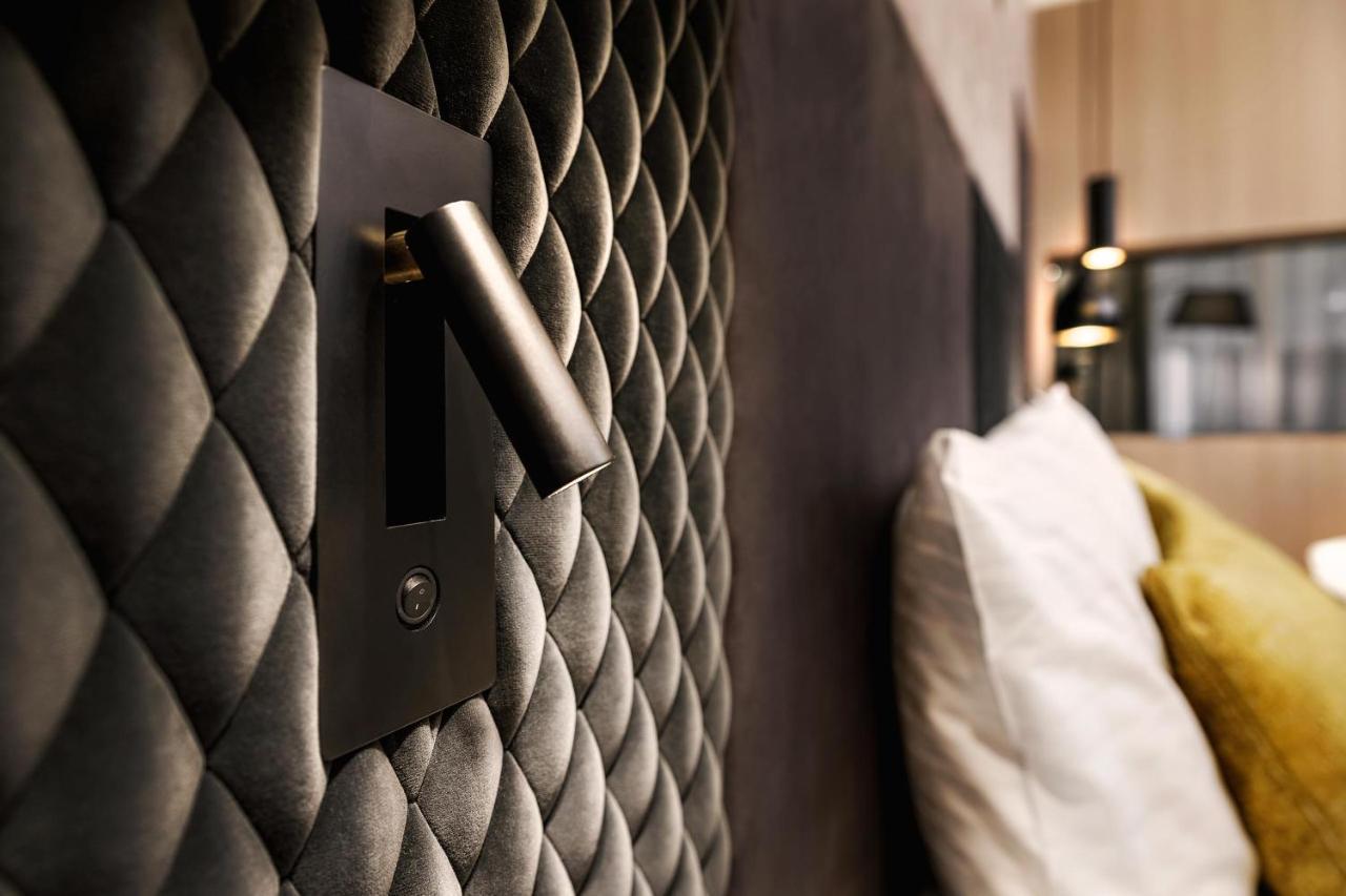 Alpinlounge Raetia Appartements Ischgl Ngoại thất bức ảnh