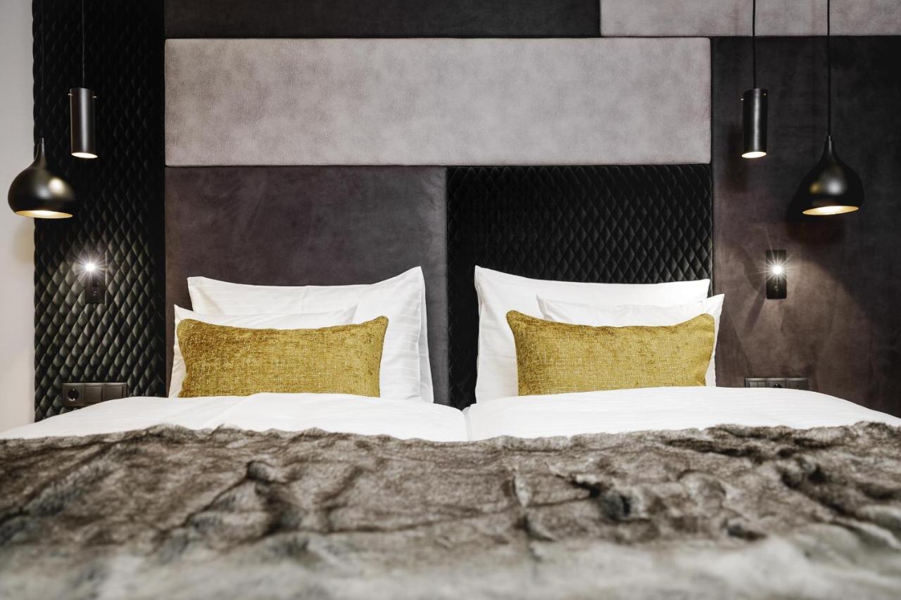 Alpinlounge Raetia Appartements Ischgl Ngoại thất bức ảnh