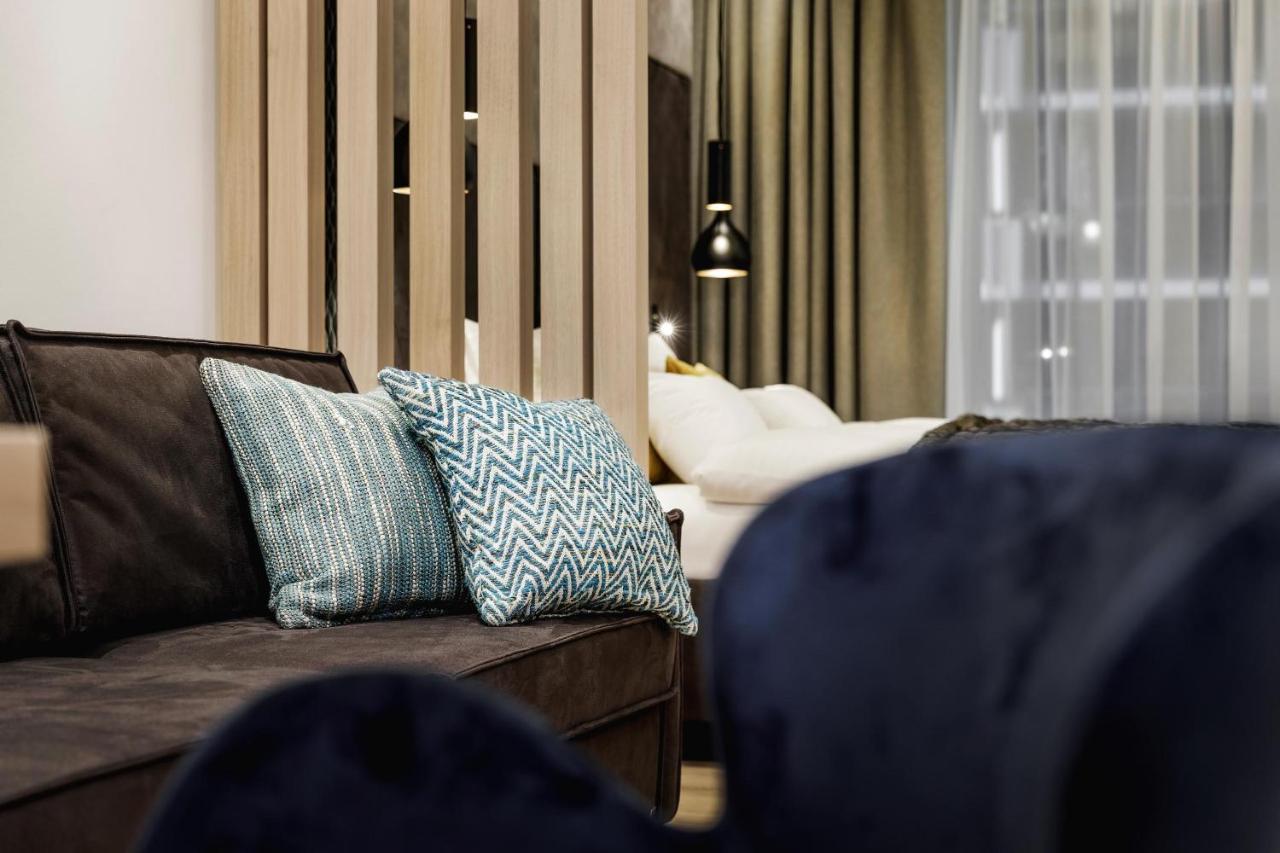 Alpinlounge Raetia Appartements Ischgl Ngoại thất bức ảnh
