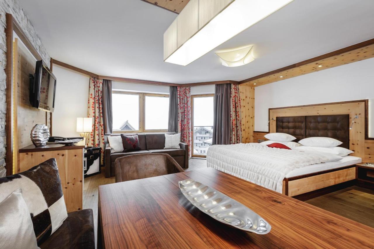 Alpinlounge Raetia Appartements Ischgl Ngoại thất bức ảnh