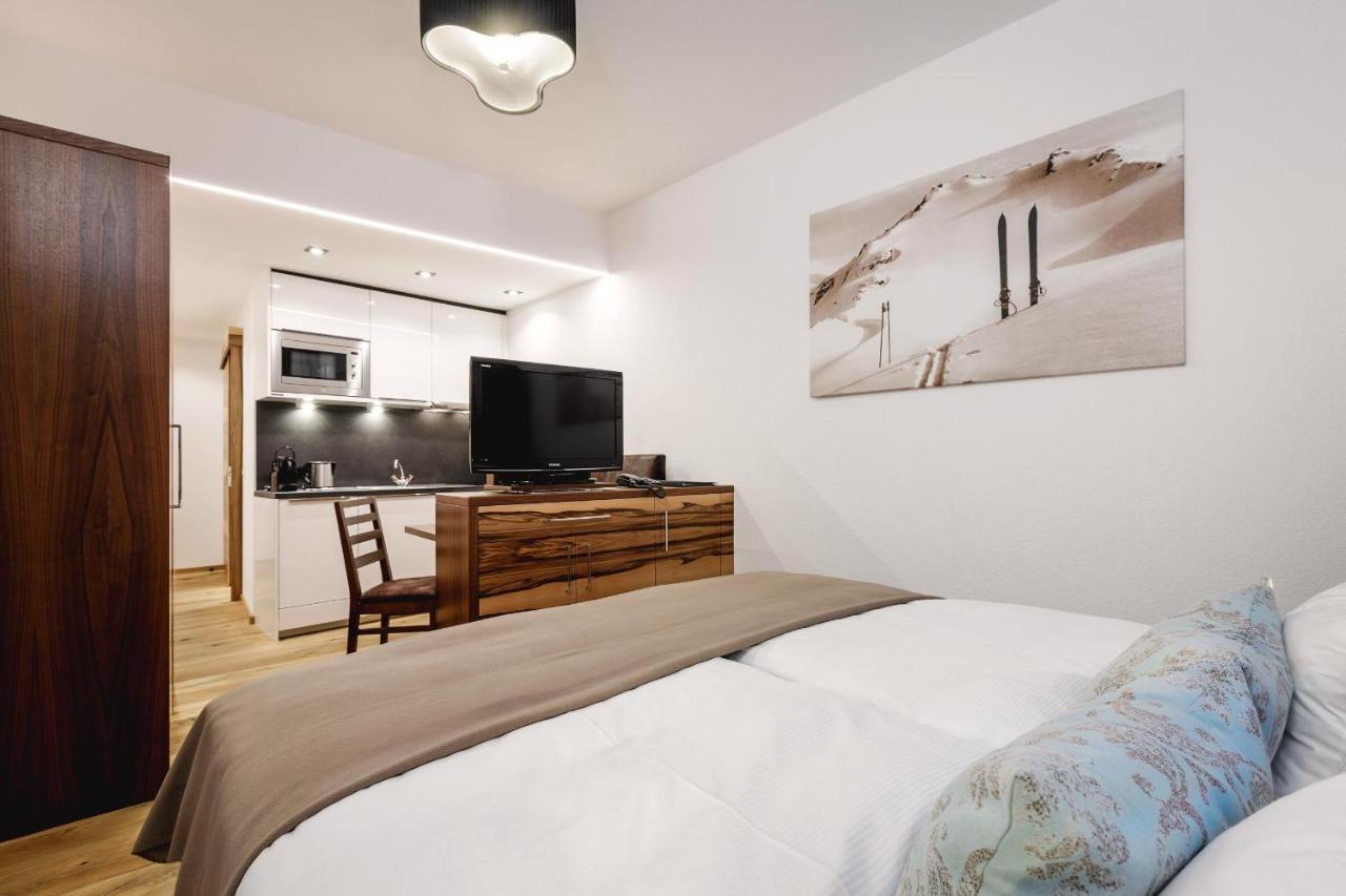 Alpinlounge Raetia Appartements Ischgl Ngoại thất bức ảnh